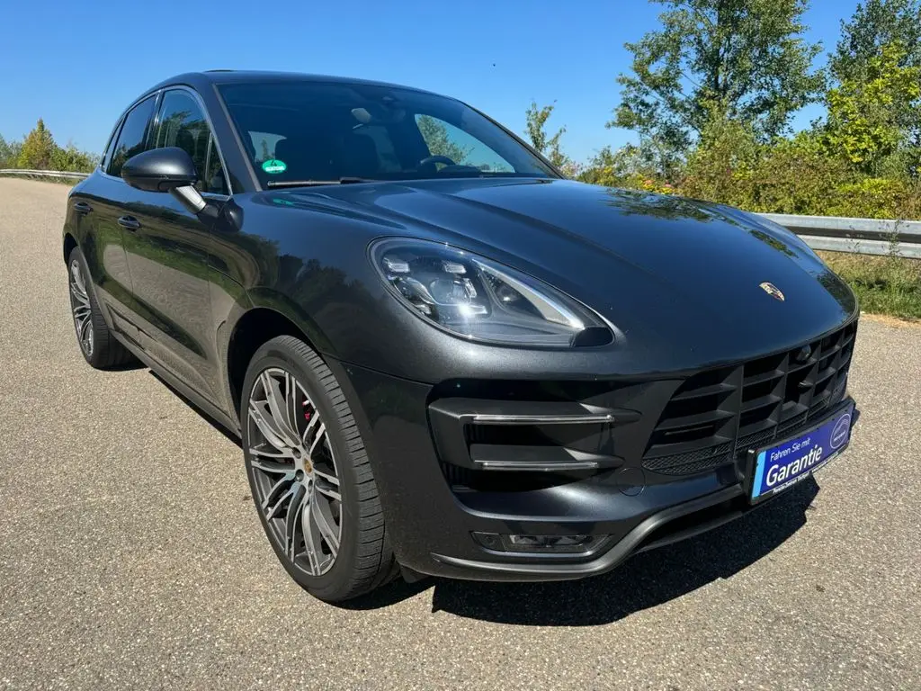 Photo 1 : Porsche Macan 2017 Essence