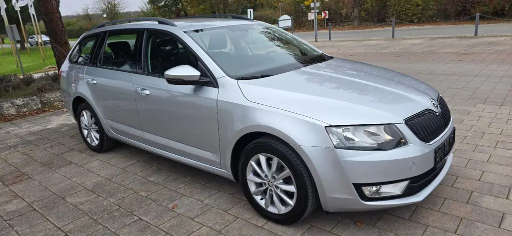 Photo 1 : Skoda Octavia 2017 Diesel