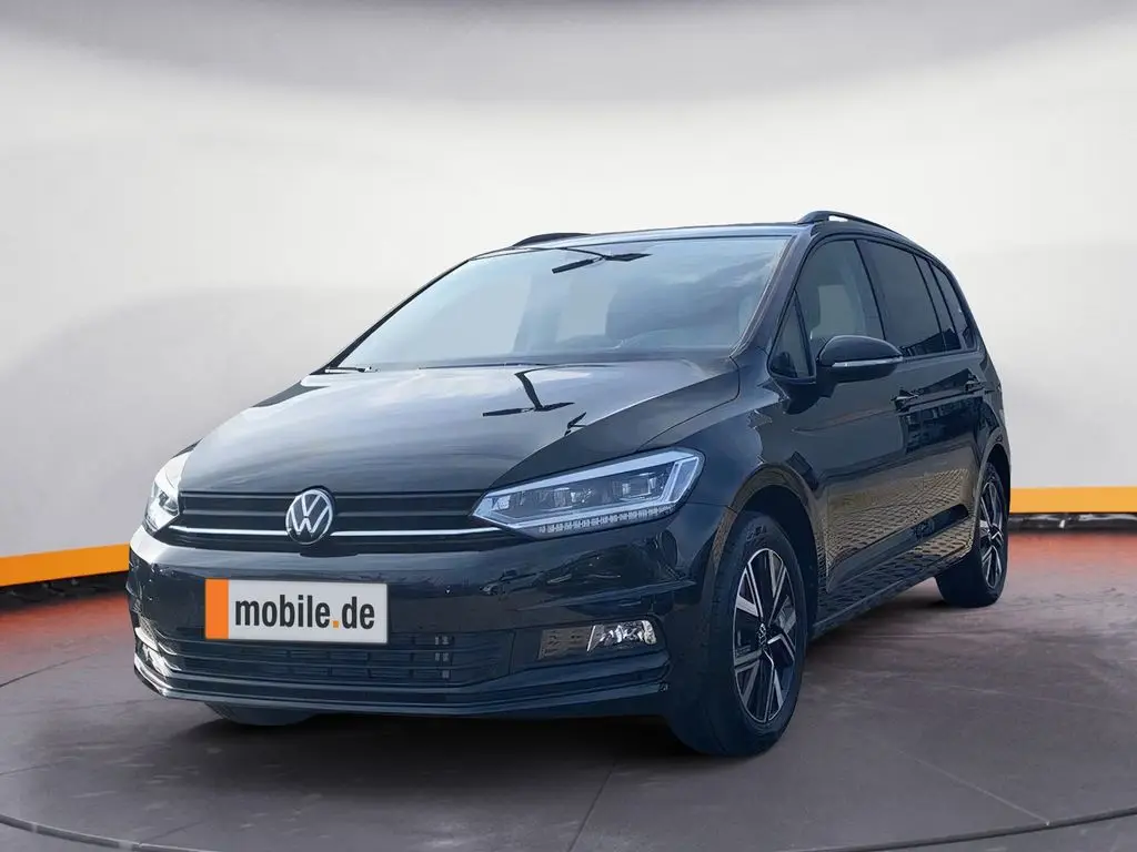 Photo 1 : Volkswagen Touran 2024 Petrol