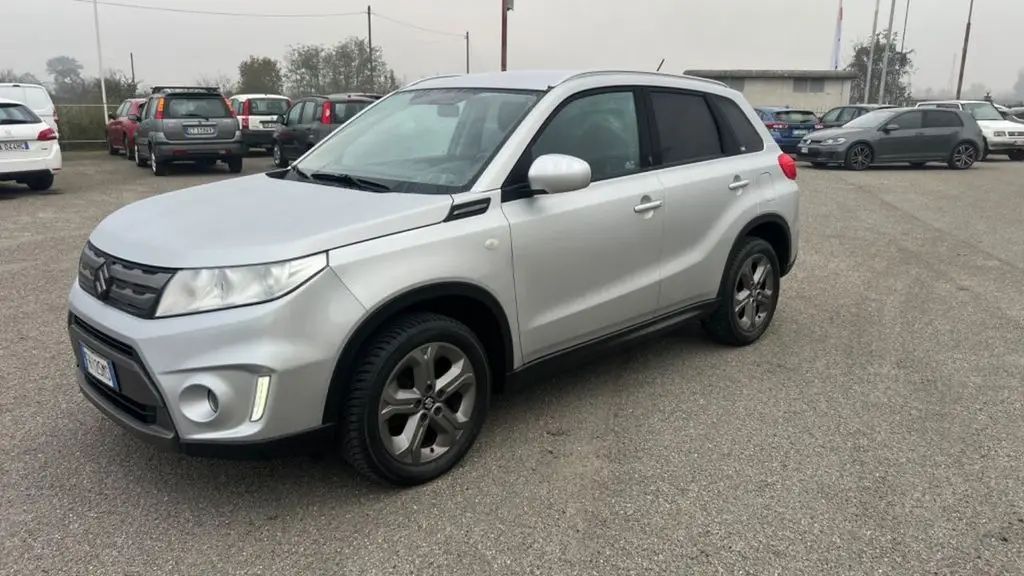 Photo 1 : Suzuki Vitara 2017 Essence