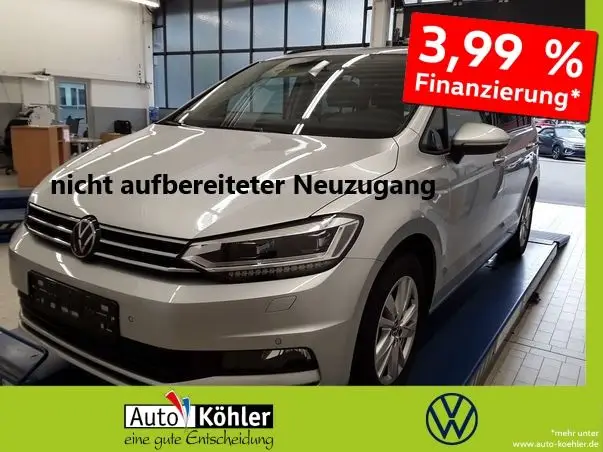 Photo 1 : Volkswagen Touran 2024 Petrol