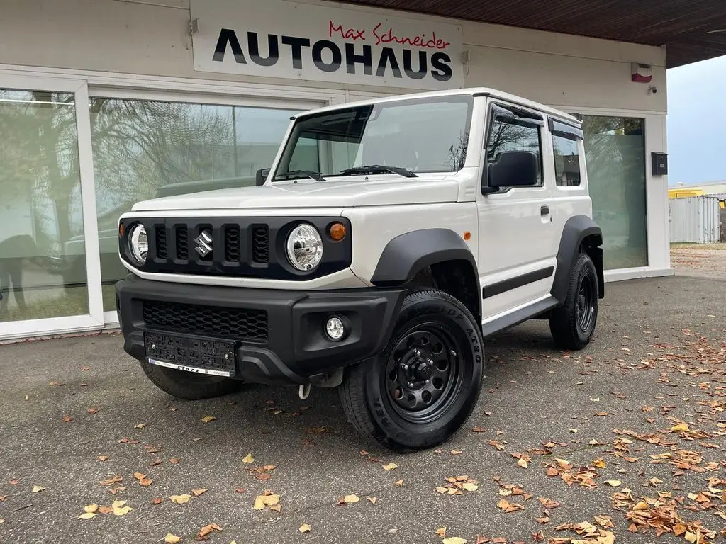 Photo 1 : Suzuki Jimny 2023 Petrol