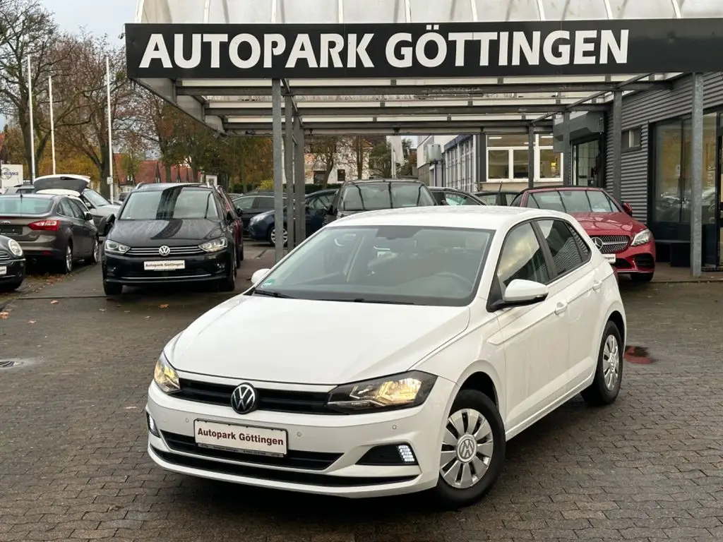 Photo 1 : Volkswagen Polo 2020 Petrol