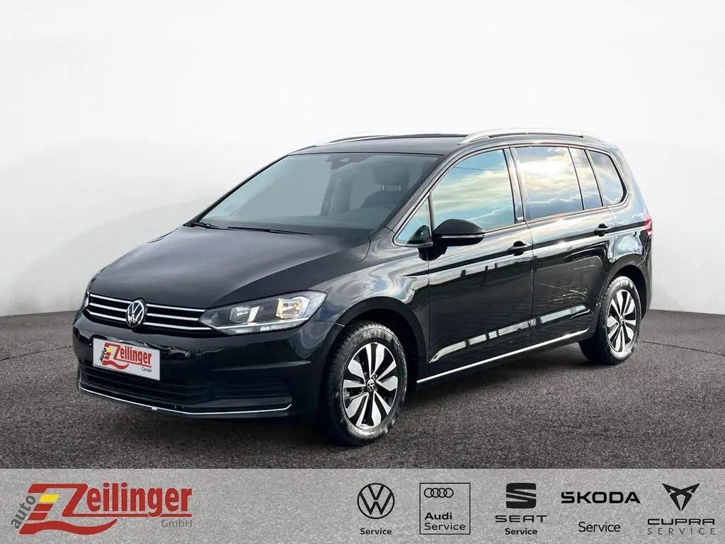 Photo 1 : Volkswagen Touran 2024 Essence