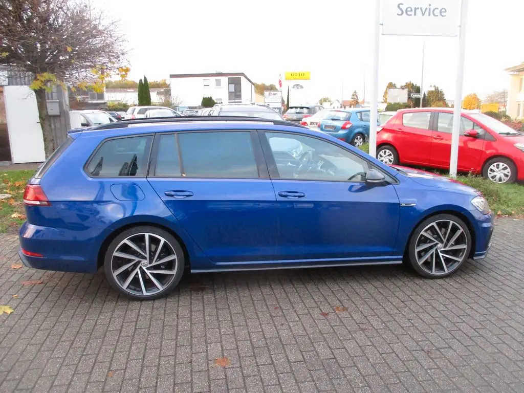 Photo 1 : Volkswagen Golf 2018 Petrol