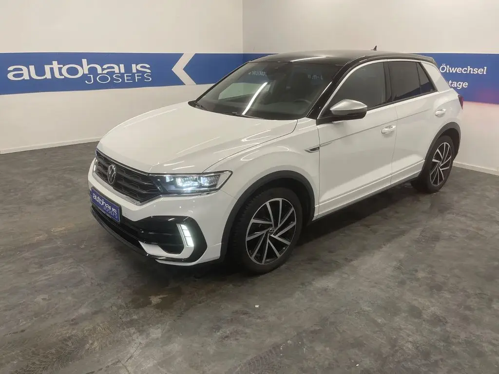 Photo 1 : Volkswagen T-roc 2022 Essence