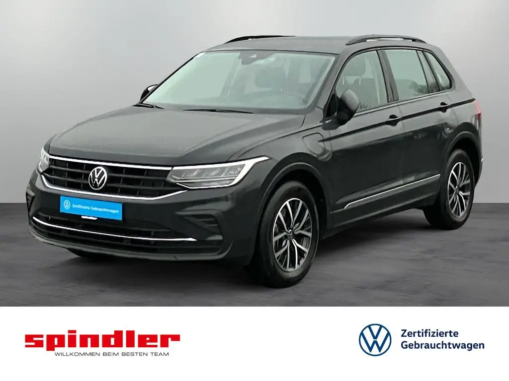 Photo 1 : Volkswagen Tiguan 2021 Hybride