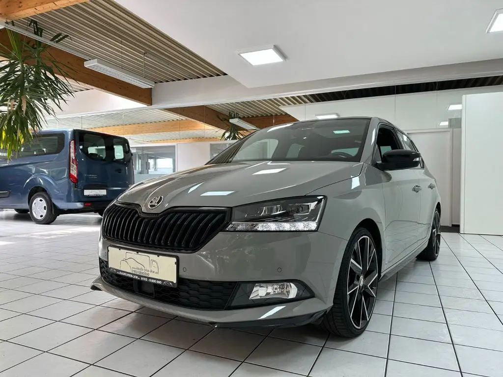 Photo 1 : Skoda Fabia 2018 Essence