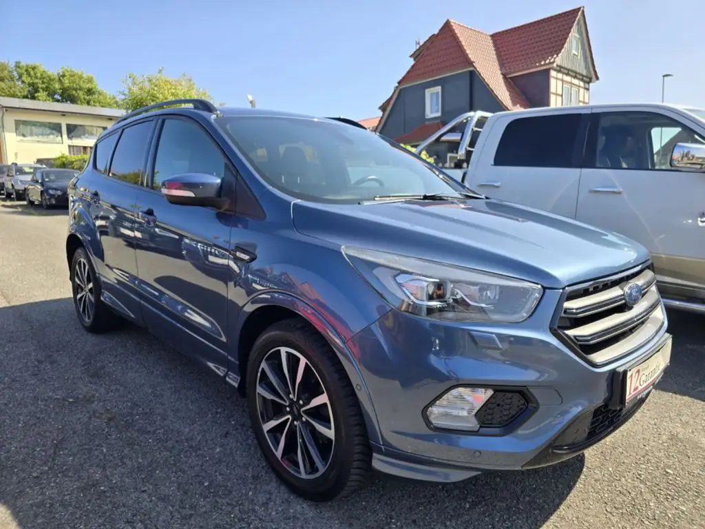 Photo 1 : Ford Kuga 2019 Essence