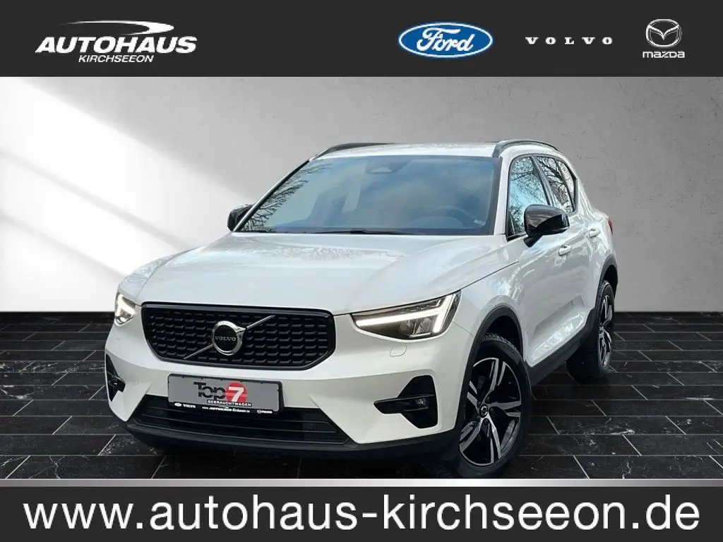 Photo 1 : Volvo Xc40 2024 Petrol