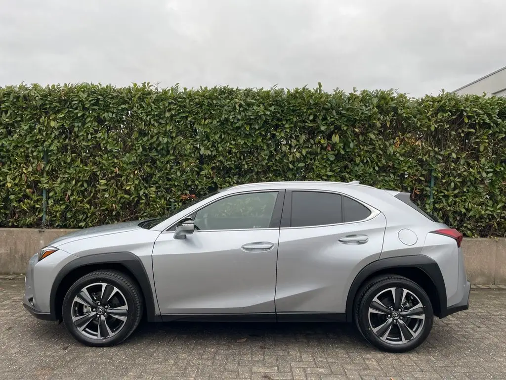 Photo 1 : Lexus Ux 2023 Hybride