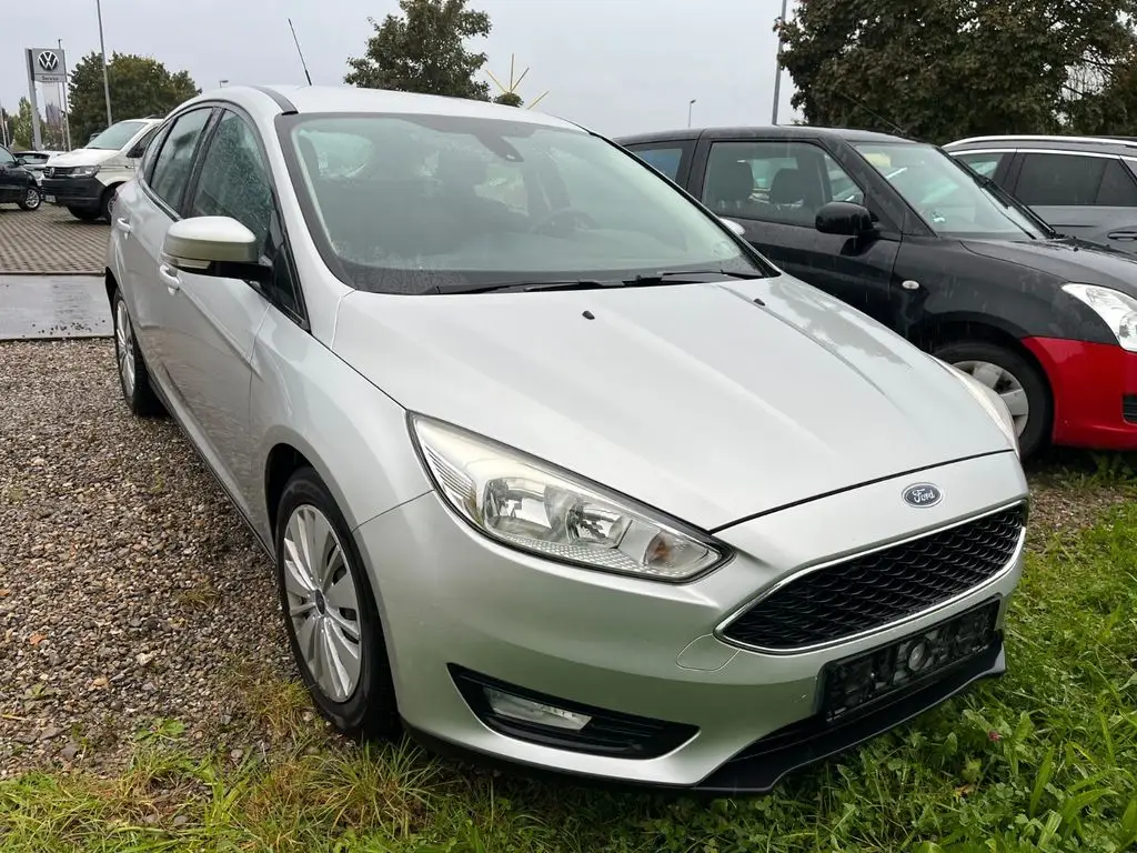 Photo 1 : Ford Focus 2015 Diesel