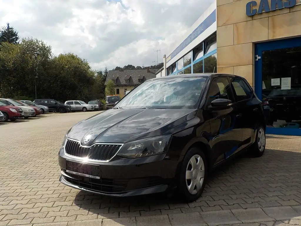 Photo 1 : Skoda Fabia 2015 Essence