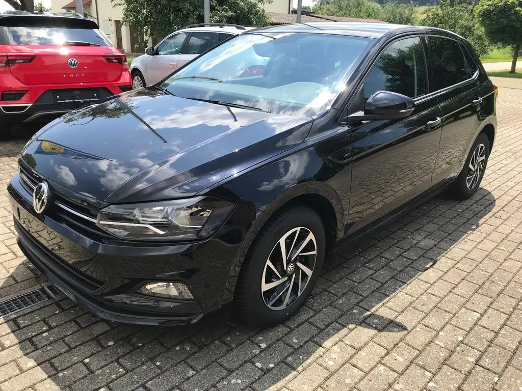 Photo 1 : Volkswagen Polo 2019 Petrol