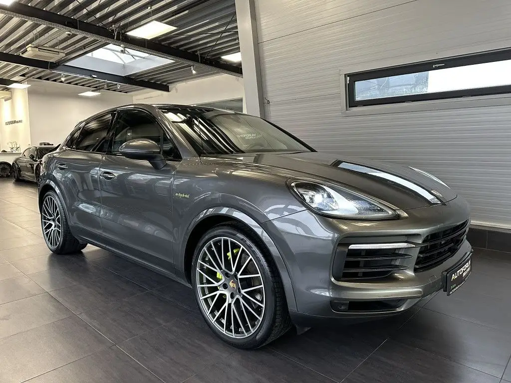 Photo 1 : Porsche Cayenne 2020 Hybride