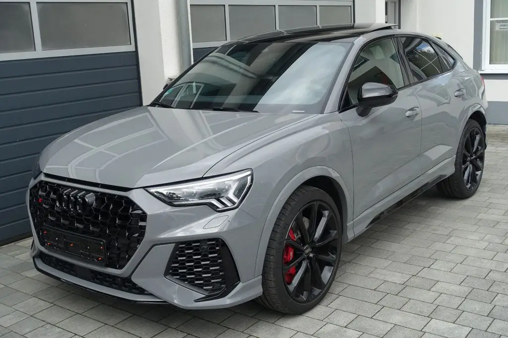 Photo 1 : Audi Rsq3 2022 Petrol