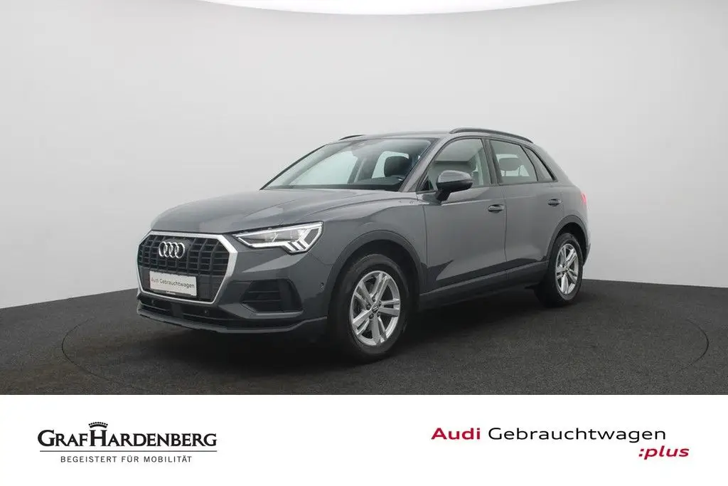 Photo 1 : Audi Q3 2020 Petrol