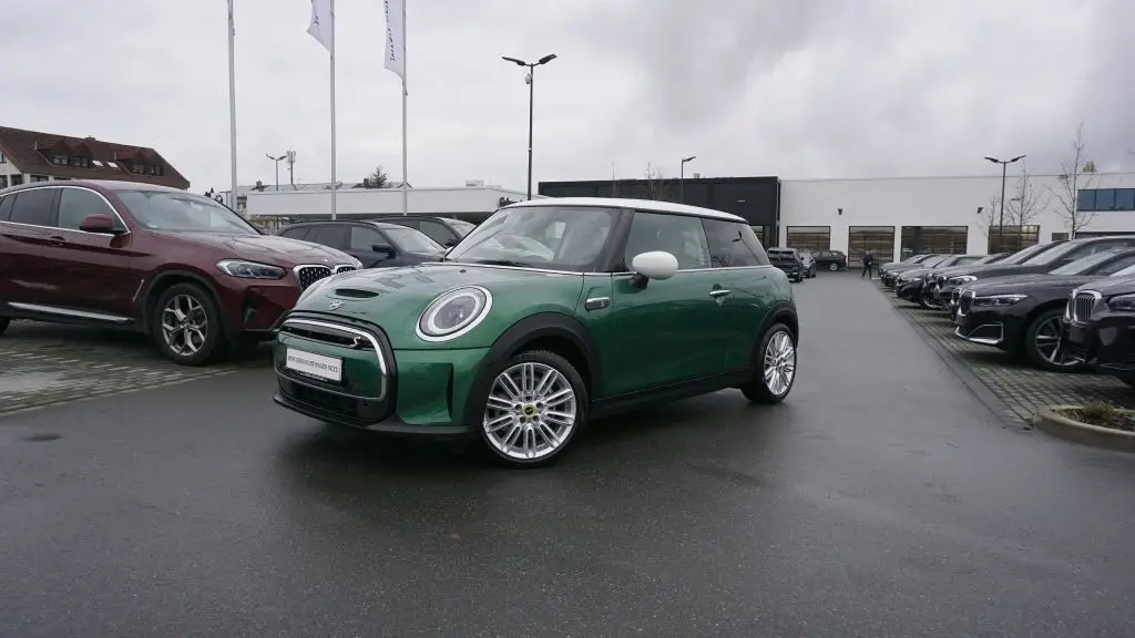 Photo 1 : Mini Cooper 2021 Non renseigné