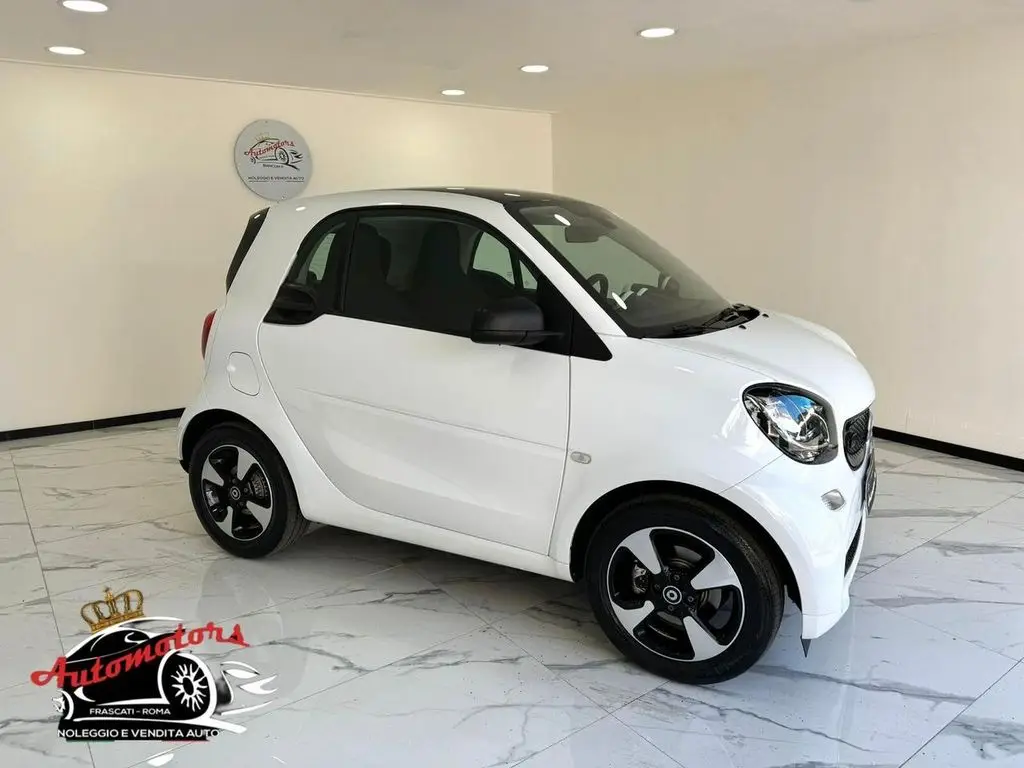 Photo 1 : Smart Fortwo 2019 Non renseigné