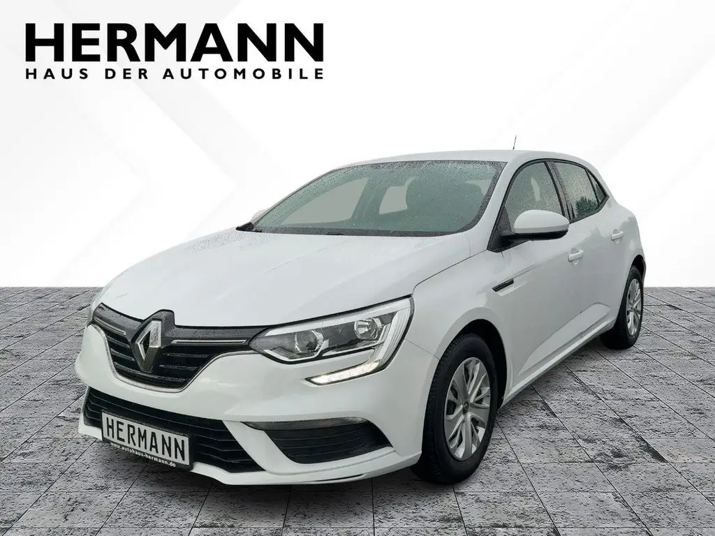 Photo 1 : Renault Megane 2018 Petrol