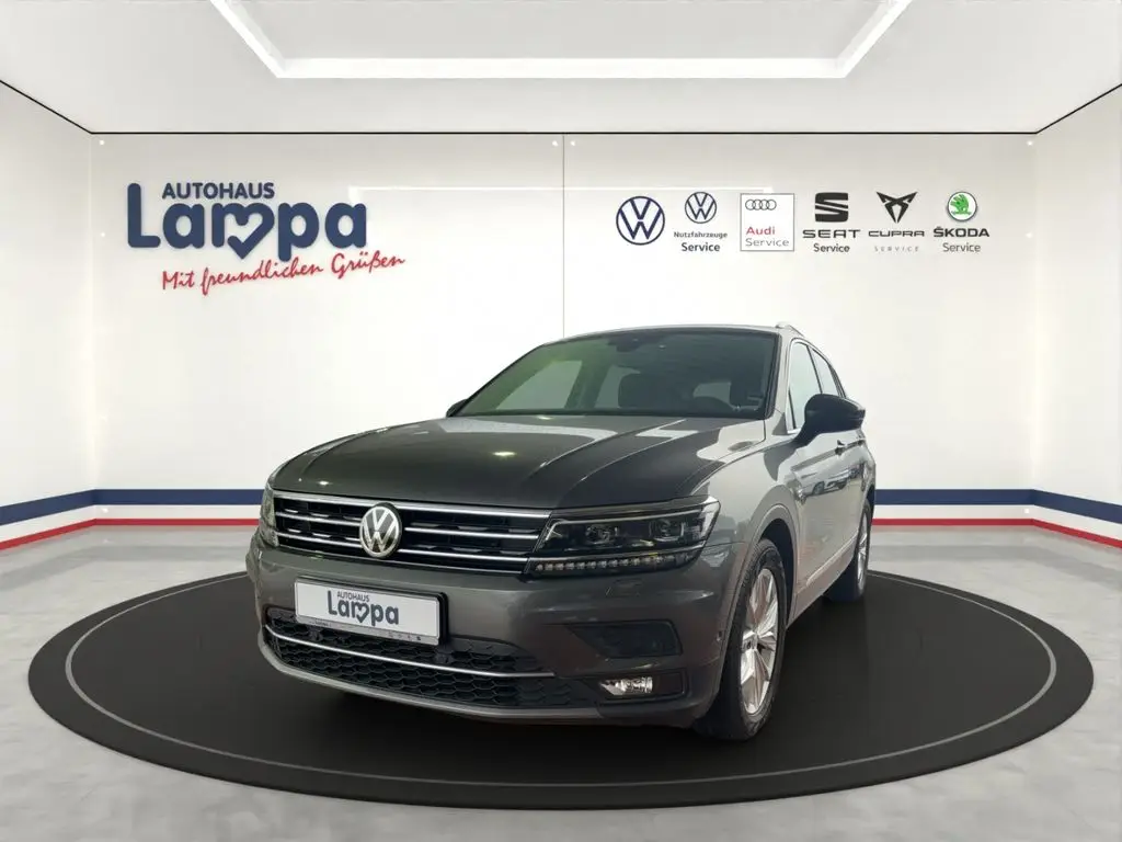 Photo 1 : Volkswagen Tiguan 2019 Essence