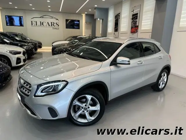 Photo 1 : Mercedes-benz Classe Gla 2019 Petrol