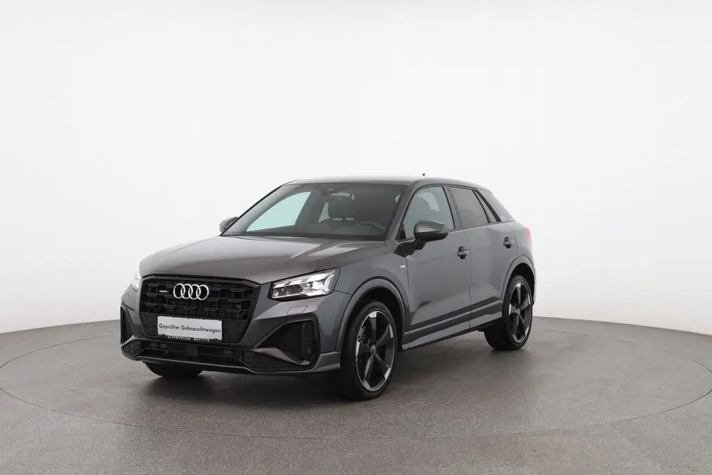 Photo 1 : Audi Q2 2023 Diesel