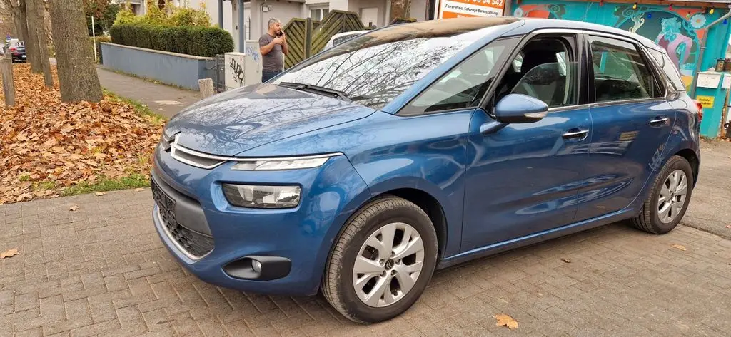 Photo 1 : Citroen C4 2015 Petrol