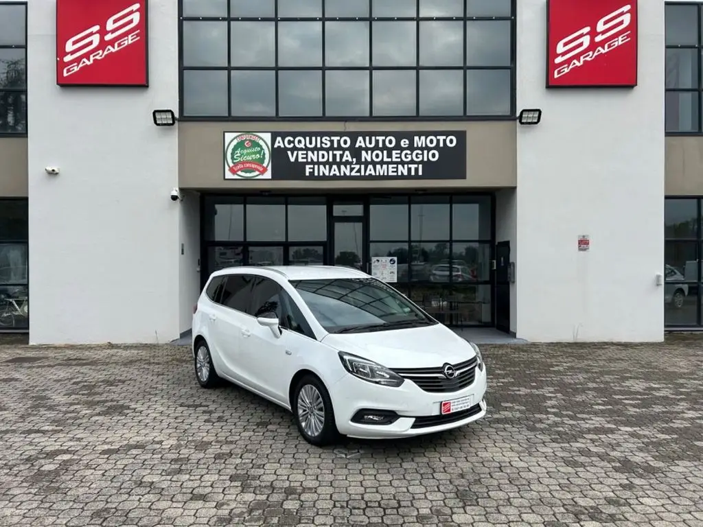 Photo 1 : Opel Zafira 2019 Diesel