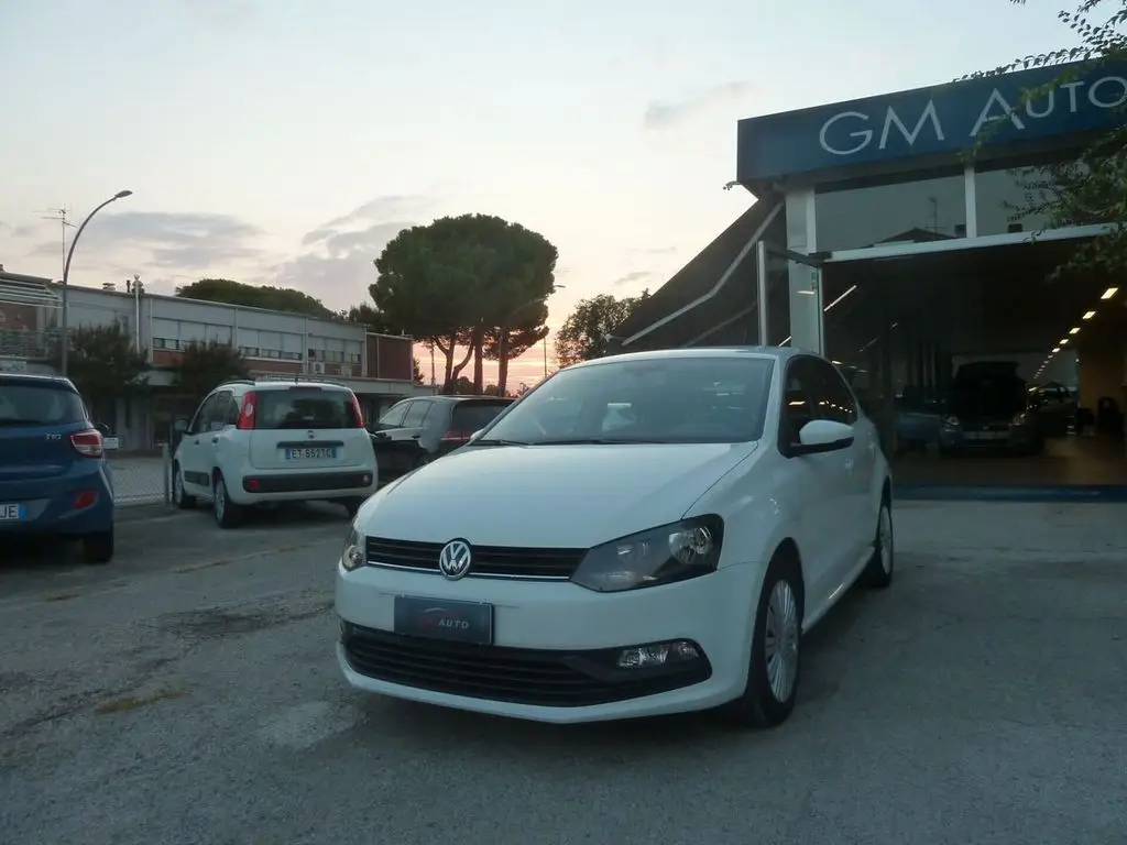 Photo 1 : Volkswagen Polo 2015 Diesel