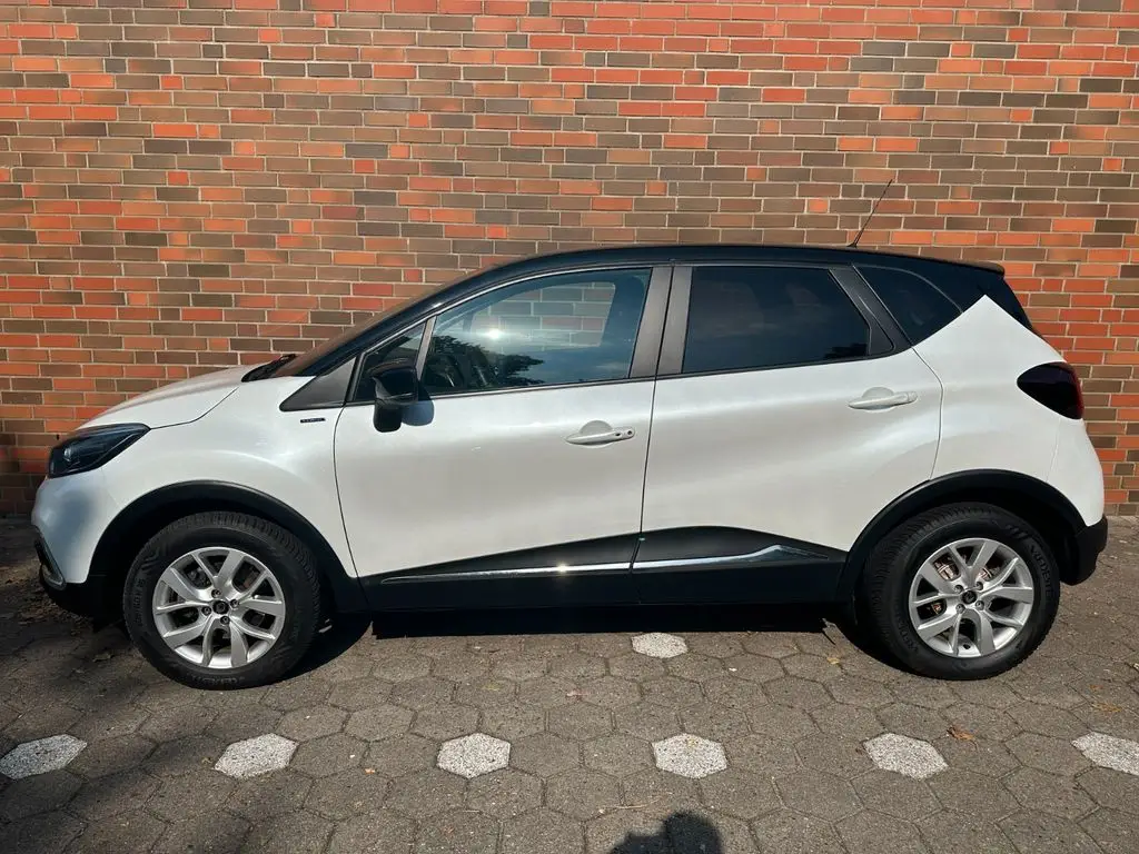 Photo 1 : Renault Captur 2019 Essence