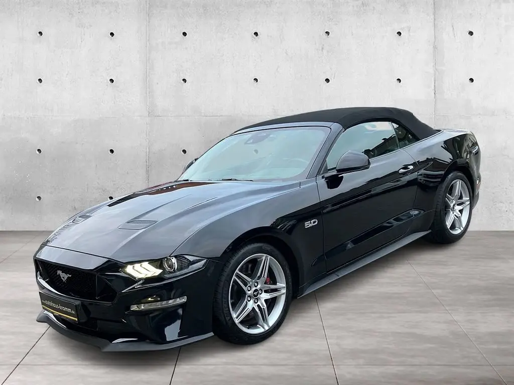 Photo 1 : Ford Mustang 2022 Essence