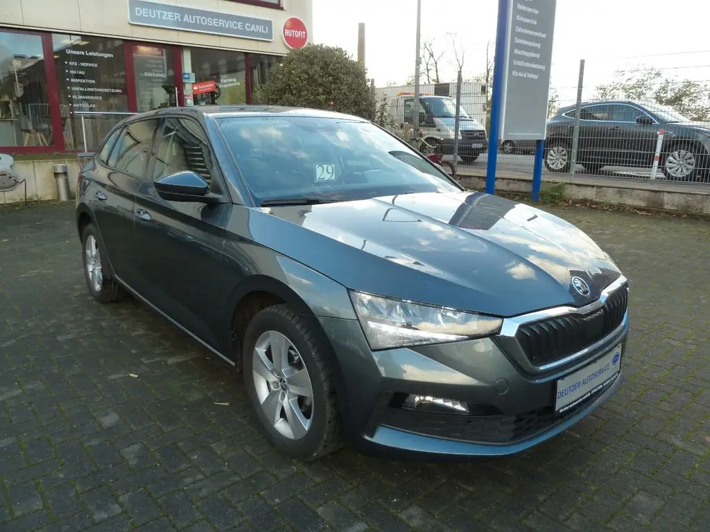 Photo 1 : Skoda Scala 2020 Petrol