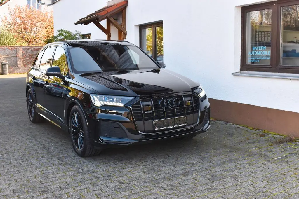 Photo 1 : Audi Q7 2021 Diesel