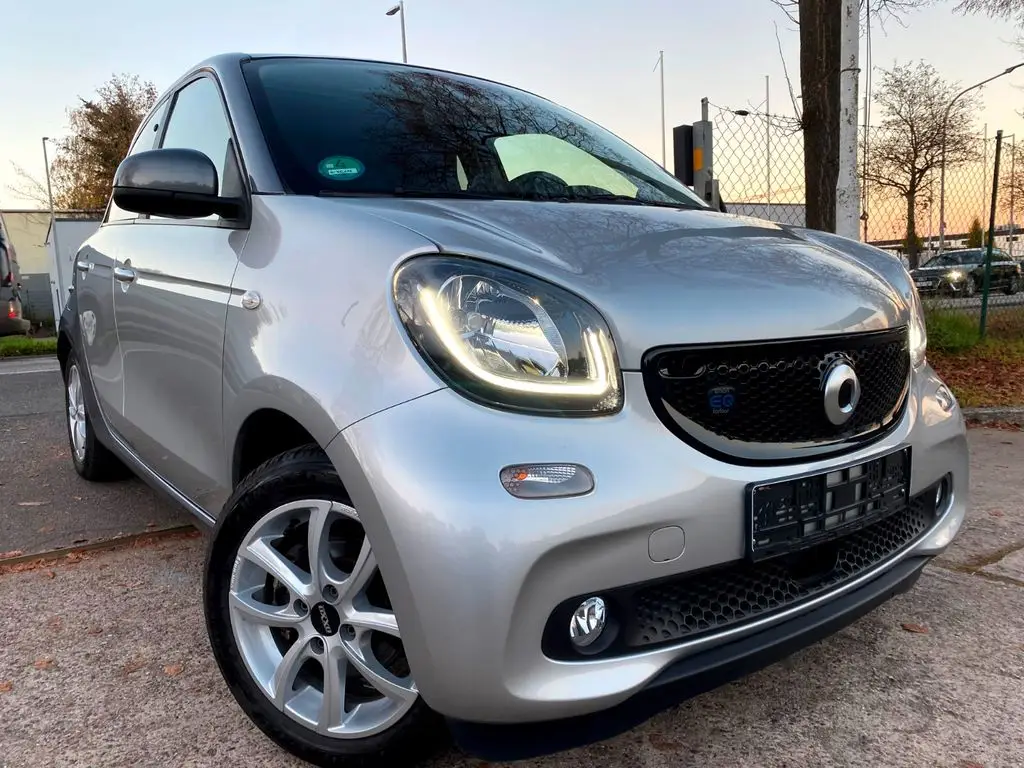 Photo 1 : Smart Forfour 2018 Non renseigné