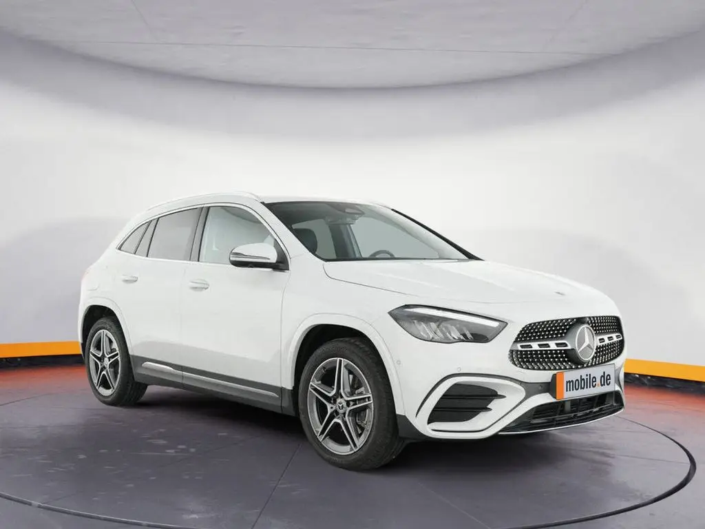 Photo 1 : Mercedes-benz Classe Gla 2023 Hybrid