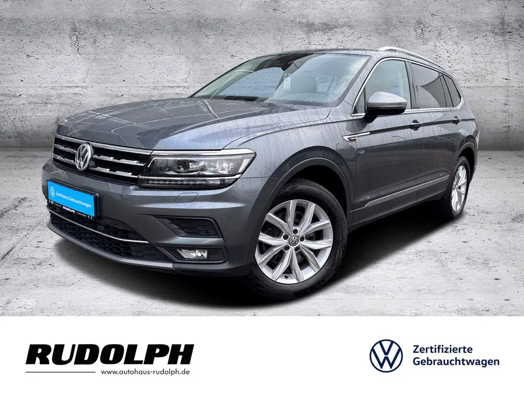 Photo 1 : Volkswagen Tiguan 2020 Essence