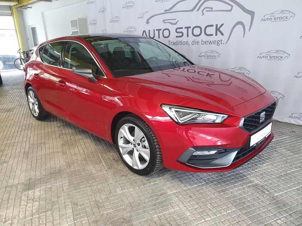 Photo 1 : Seat Leon 2023 Petrol