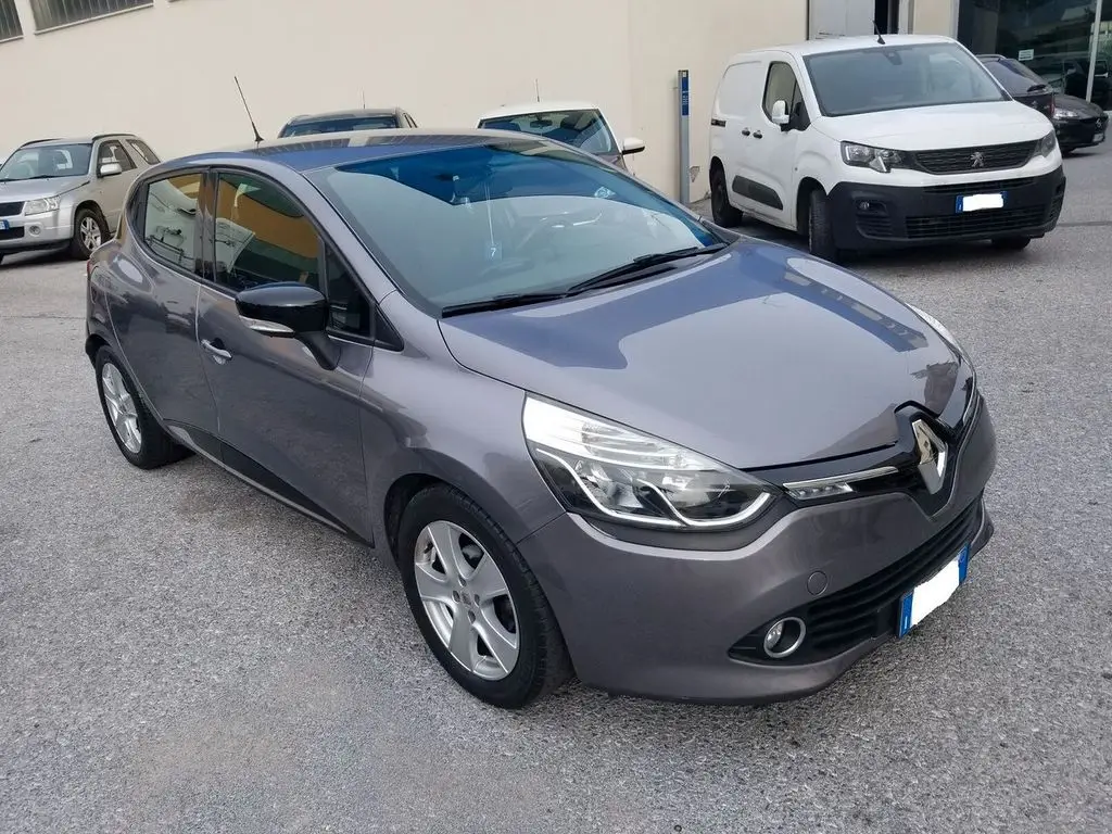 Photo 1 : Renault Clio 2015 Diesel