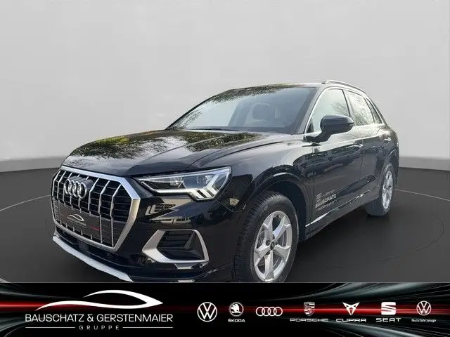 Photo 1 : Audi Q3 2024 Essence