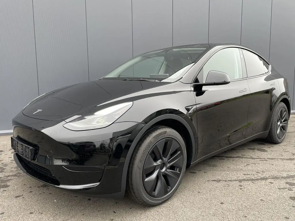 Photo 1 : Tesla Model Y 2024 Not specified