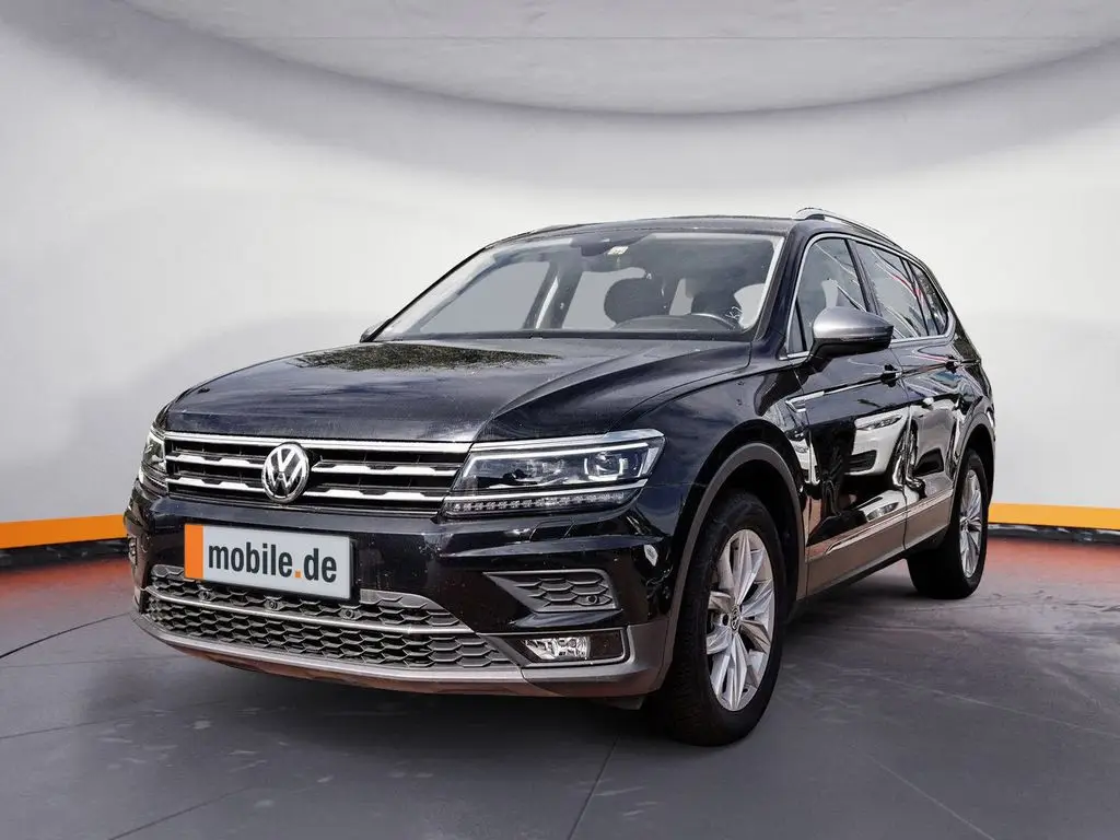 Photo 1 : Volkswagen Tiguan 2021 Petrol