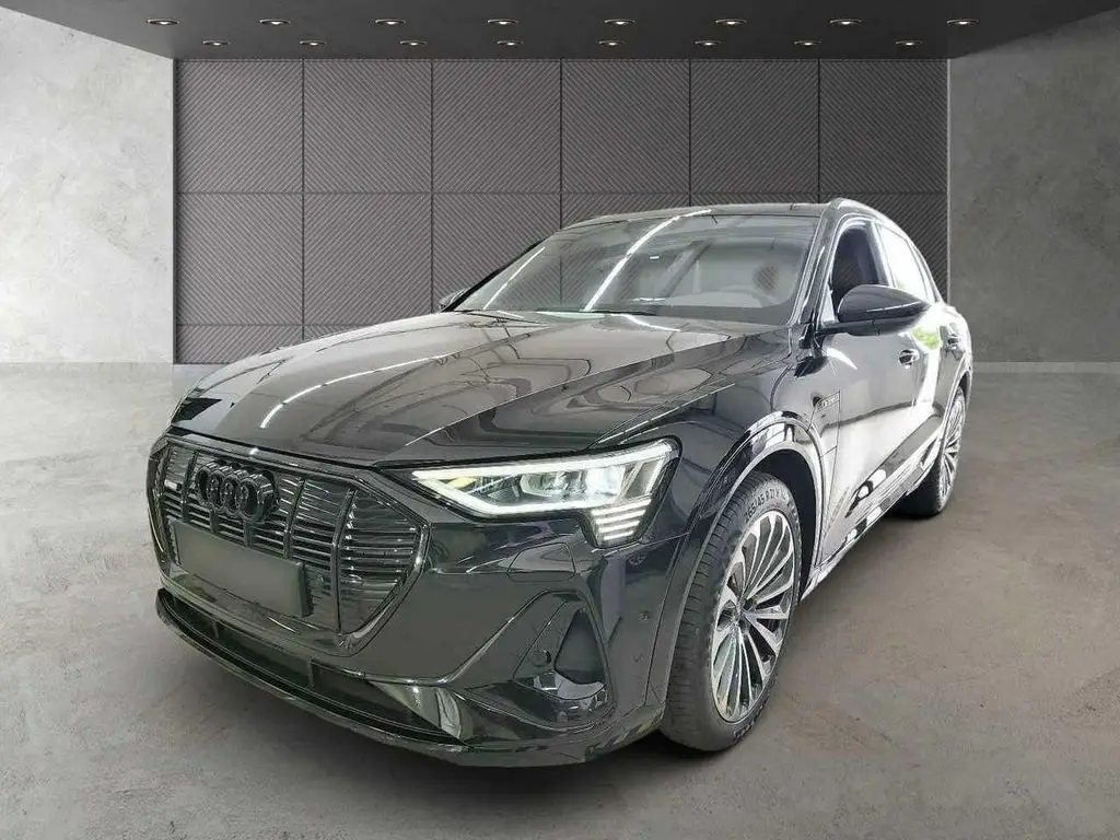 Photo 1 : Audi E-tron 2021 Not specified