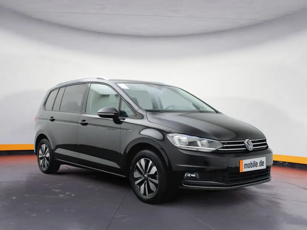 Photo 1 : Volkswagen Touran 2024 Petrol