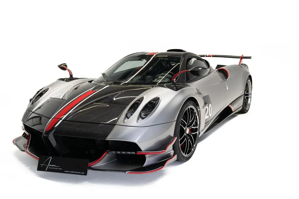 Photo 1 : Pagani Huayra 2021 Essence