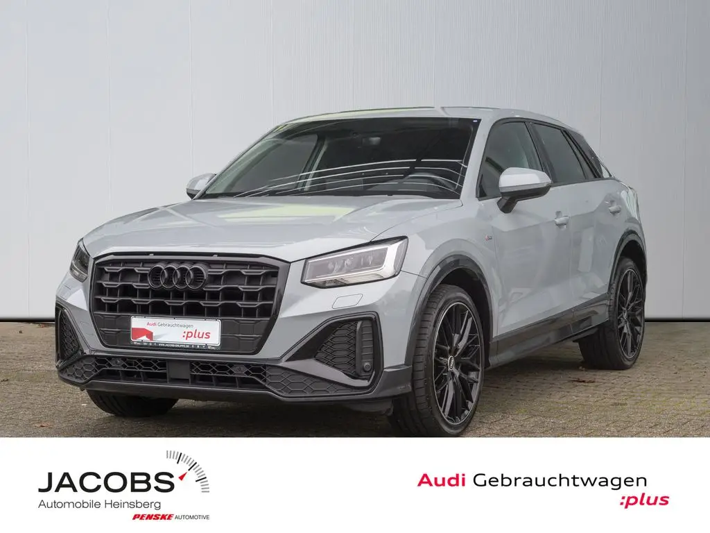 Photo 1 : Audi Q2 2021 Essence