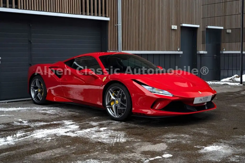 Photo 1 : Ferrari F8 2020 Petrol