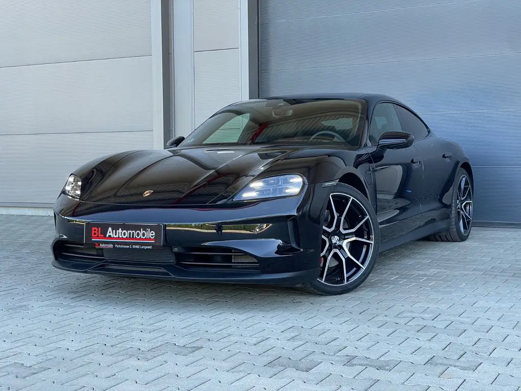 Photo 1 : Porsche Taycan 2024 Non renseigné