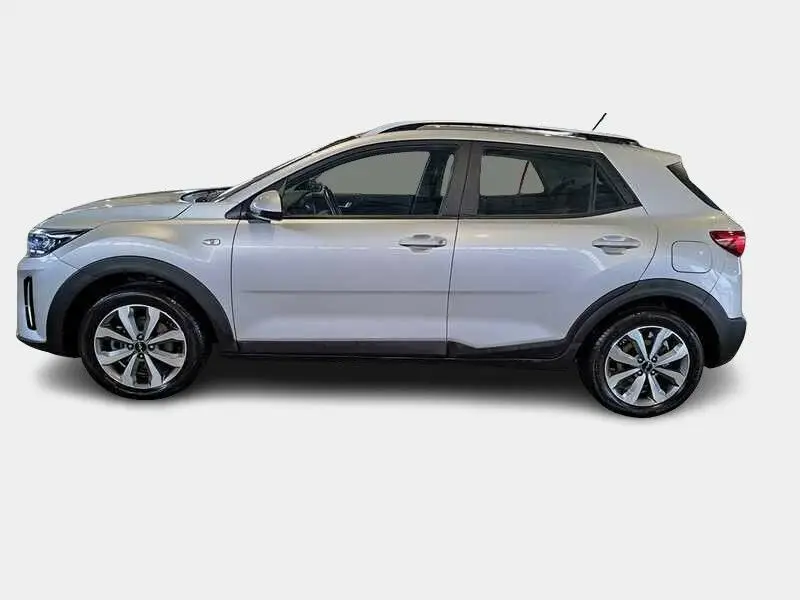 Photo 1 : Kia Stonic 2023 Petrol