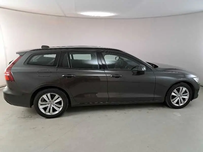 Photo 1 : Volvo V60 2021 Hybride